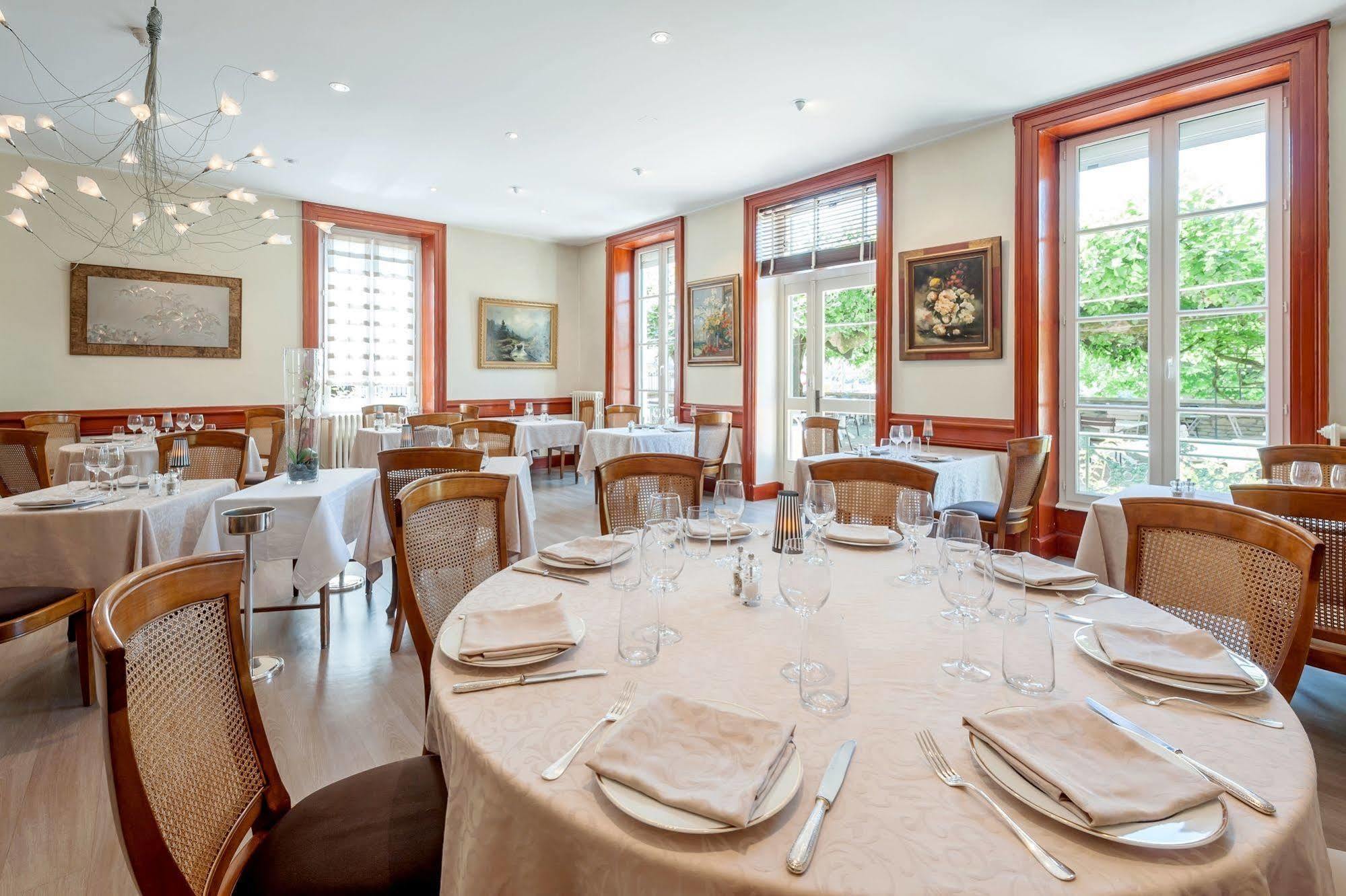 Hotel Restaurant Emile Job 蒙梅勒 外观 照片