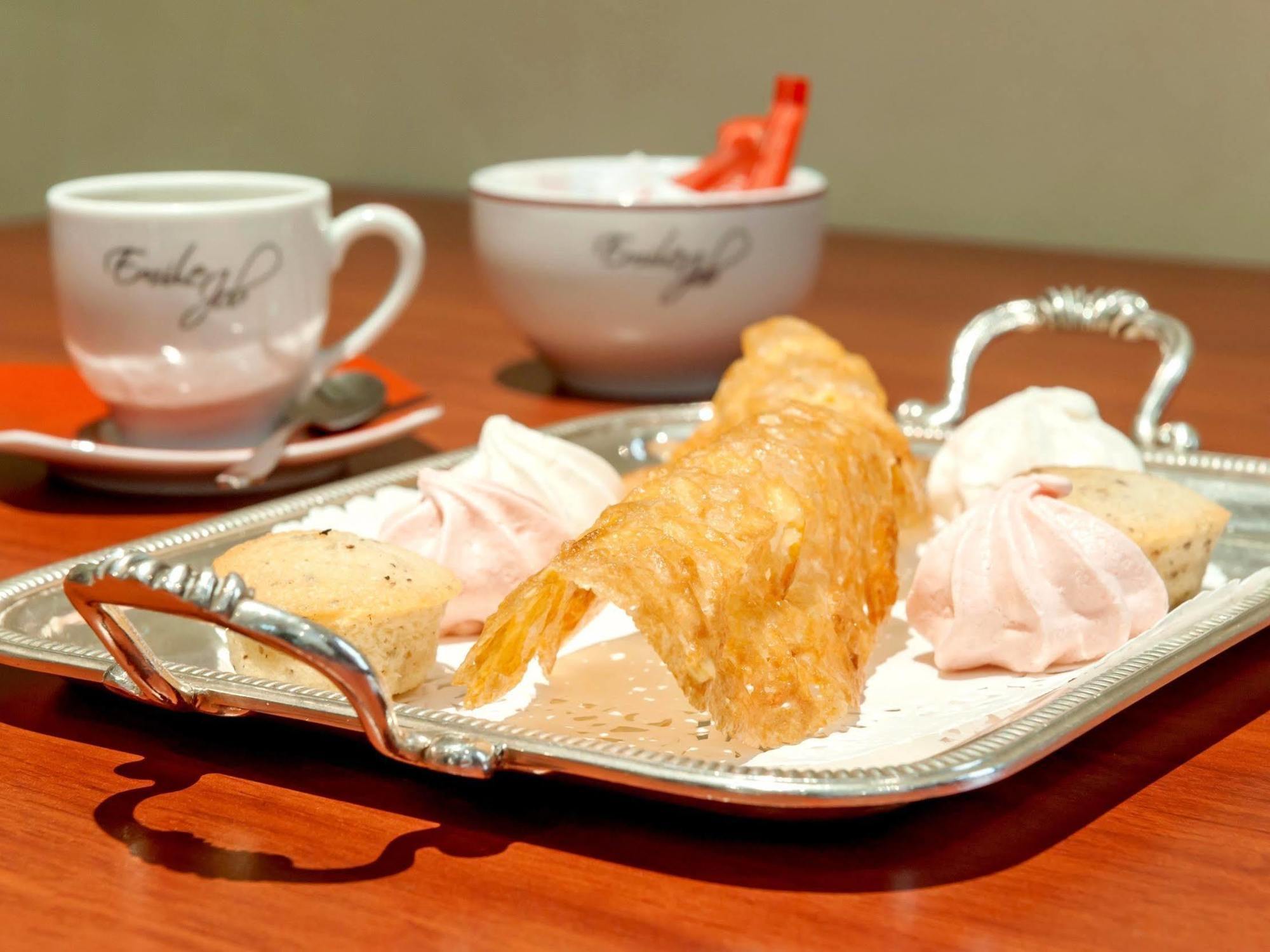 Hotel Restaurant Emile Job 蒙梅勒 外观 照片