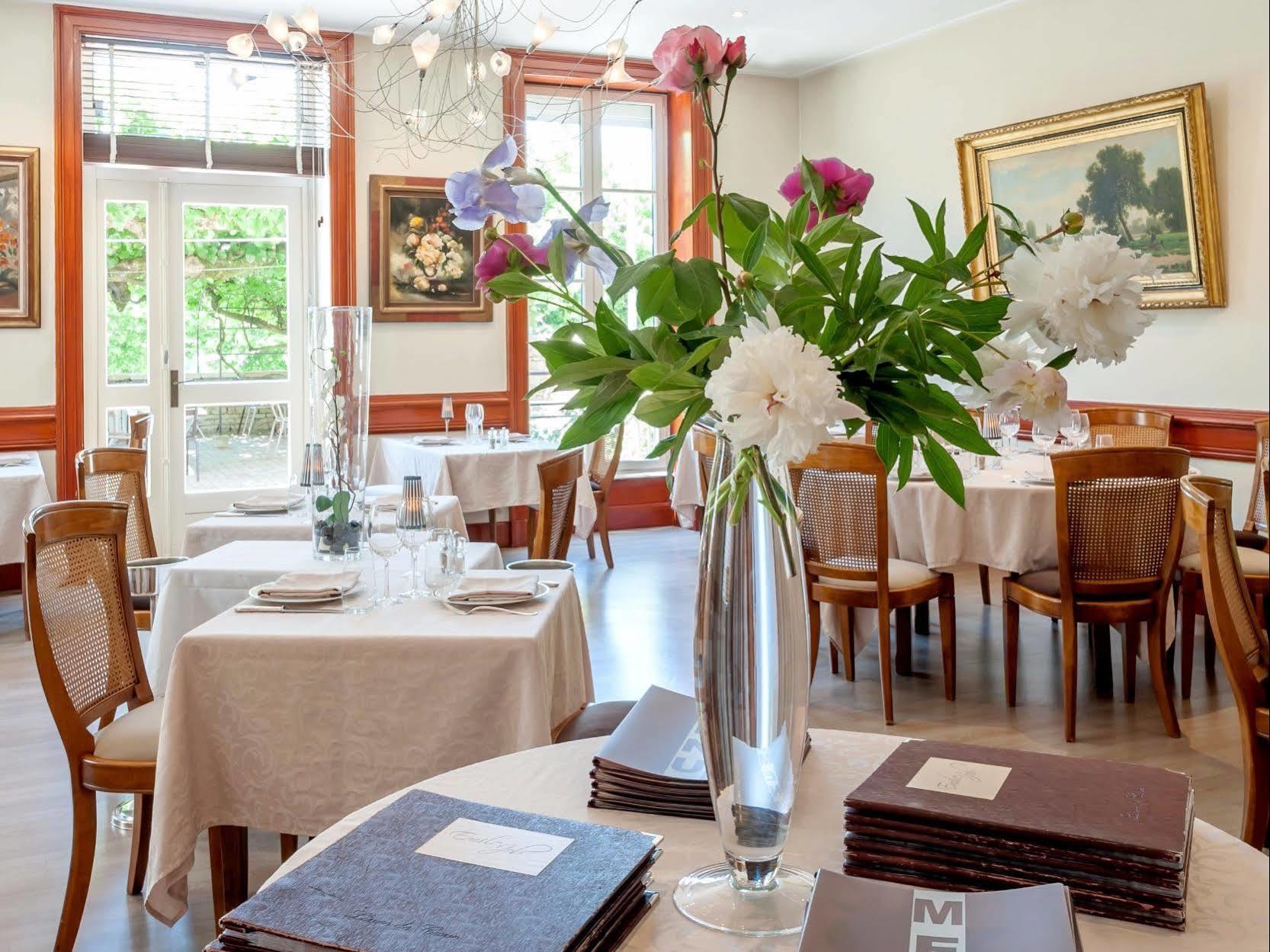 Hotel Restaurant Emile Job 蒙梅勒 外观 照片